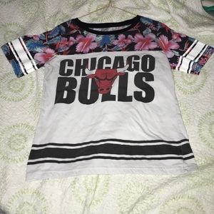 ❗️Chicago Bulls short sleeve shirt❗️